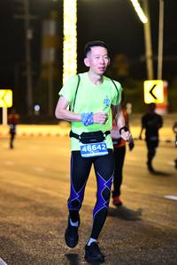 BIB: 41940, 43326
                            <button type="button" onclick="openModal(13775239)" class="btn btn-primary btn-sm float-right btn-popup" data-toggle="modal" data-target=".modal-high-quality">
                        <i class="fas fa-shopping-cart"></i> Add to Cart
                    </button>
                                            <button type="button" onclick="isThisMe(13775239, true)" class="btn btn-success btn-sm float-right btn-popup btn-isme hidden" data-toggle="tooltip" data-placement="bottom" title="นี่คือรูปของคุณใช่ไหม คลิกที่นี่เพื่อเอาเข้าอัลบั้ม">
                        <i class="fas fa-plus"></i> Add to album
                    </button>
                    <button type="button" onclick="isThisMe(13775239, false)" class="btn btn-warning btn-sm float-right btn-popup btn-isnotme hidden">
                        <i class="fas fa-ban"></i> Remove from album
                    </button>