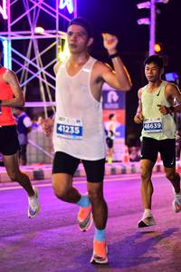 BIB: 41235, 46639
                            <button type="button" onclick="openModal(13721861)" class="btn btn-primary btn-sm float-right btn-popup" data-toggle="modal" data-target=".modal-high-quality">
                        <i class="fas fa-shopping-cart"></i> Add to Cart
                    </button>
                                            <button type="button" onclick="isThisMe(13721861, true)" class="btn btn-success btn-sm float-right btn-popup btn-isme hidden" data-toggle="tooltip" data-placement="bottom" title="นี่คือรูปของคุณใช่ไหม คลิกที่นี่เพื่อเอาเข้าอัลบั้ม">
                        <i class="fas fa-plus"></i> Add to album
                    </button>
                    <button type="button" onclick="isThisMe(13721861, false)" class="btn btn-warning btn-sm float-right btn-popup btn-isnotme hidden">
                        <i class="fas fa-ban"></i> Remove from album
                    </button>