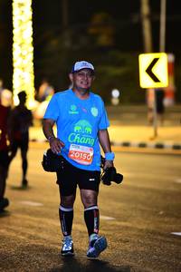 BIB: 4070
                            <button type="button" onclick="openModal(13774595)" class="btn btn-primary btn-sm float-right btn-popup" data-toggle="modal" data-target=".modal-high-quality">
                        <i class="fas fa-shopping-cart"></i> Add to Cart
                    </button>
                                            <button type="button" onclick="isThisMe(13774595, true)" class="btn btn-success btn-sm float-right btn-popup btn-isme hidden" data-toggle="tooltip" data-placement="bottom" title="นี่คือรูปของคุณใช่ไหม คลิกที่นี่เพื่อเอาเข้าอัลบั้ม">
                        <i class="fas fa-plus"></i> Add to album
                    </button>
                    <button type="button" onclick="isThisMe(13774595, false)" class="btn btn-warning btn-sm float-right btn-popup btn-isnotme hidden">
                        <i class="fas fa-ban"></i> Remove from album
                    </button>