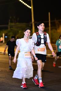 BIB: 43143
                            <button type="button" onclick="openModal(13778327)" class="btn btn-primary btn-sm float-right btn-popup" data-toggle="modal" data-target=".modal-high-quality">
                        <i class="fas fa-shopping-cart"></i> Add to Cart
                    </button>
                                            <button type="button" onclick="isThisMe(13778327, true)" class="btn btn-success btn-sm float-right btn-popup btn-isme hidden" data-toggle="tooltip" data-placement="bottom" title="นี่คือรูปของคุณใช่ไหม คลิกที่นี่เพื่อเอาเข้าอัลบั้ม">
                        <i class="fas fa-plus"></i> Add to album
                    </button>
                    <button type="button" onclick="isThisMe(13778327, false)" class="btn btn-warning btn-sm float-right btn-popup btn-isnotme hidden">
                        <i class="fas fa-ban"></i> Remove from album
                    </button>