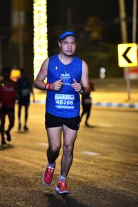 BIB: 402
                            <button type="button" onclick="openModal(13775253)" class="btn btn-primary btn-sm float-right btn-popup" data-toggle="modal" data-target=".modal-high-quality">
                        <i class="fas fa-shopping-cart"></i> Add to Cart
                    </button>
                                            <button type="button" onclick="isThisMe(13775253, true)" class="btn btn-success btn-sm float-right btn-popup btn-isme hidden" data-toggle="tooltip" data-placement="bottom" title="นี่คือรูปของคุณใช่ไหม คลิกที่นี่เพื่อเอาเข้าอัลบั้ม">
                        <i class="fas fa-plus"></i> Add to album
                    </button>
                    <button type="button" onclick="isThisMe(13775253, false)" class="btn btn-warning btn-sm float-right btn-popup btn-isnotme hidden">
                        <i class="fas fa-ban"></i> Remove from album
                    </button>