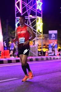 BIB: 0682
                            <button type="button" onclick="openModal(13722273)" class="btn btn-primary btn-sm float-right btn-popup" data-toggle="modal" data-target=".modal-high-quality">
                        <i class="fas fa-shopping-cart"></i> Add to Cart
                    </button>
                                            <button type="button" onclick="isThisMe(13722273, true)" class="btn btn-success btn-sm float-right btn-popup btn-isme hidden" data-toggle="tooltip" data-placement="bottom" title="นี่คือรูปของคุณใช่ไหม คลิกที่นี่เพื่อเอาเข้าอัลบั้ม">
                        <i class="fas fa-plus"></i> Add to album
                    </button>
                    <button type="button" onclick="isThisMe(13722273, false)" class="btn btn-warning btn-sm float-right btn-popup btn-isnotme hidden">
                        <i class="fas fa-ban"></i> Remove from album
                    </button>