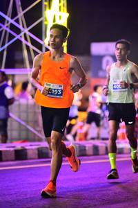 BIB: 193
                            <button type="button" onclick="openModal(13721879)" class="btn btn-primary btn-sm float-right btn-popup" data-toggle="modal" data-target=".modal-high-quality">
                        <i class="fas fa-shopping-cart"></i> Add to Cart
                    </button>
                                            <button type="button" onclick="isThisMe(13721879, true)" class="btn btn-success btn-sm float-right btn-popup btn-isme hidden" data-toggle="tooltip" data-placement="bottom" title="นี่คือรูปของคุณใช่ไหม คลิกที่นี่เพื่อเอาเข้าอัลบั้ม">
                        <i class="fas fa-plus"></i> Add to album
                    </button>
                    <button type="button" onclick="isThisMe(13721879, false)" class="btn btn-warning btn-sm float-right btn-popup btn-isnotme hidden">
                        <i class="fas fa-ban"></i> Remove from album
                    </button>