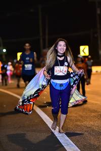 BIB: 2000
                            <button type="button" onclick="openModal(13721973)" class="btn btn-primary btn-sm float-right btn-popup" data-toggle="modal" data-target=".modal-high-quality">
                        <i class="fas fa-shopping-cart"></i> Add to Cart
                    </button>
                                            <button type="button" onclick="isThisMe(13721973, true)" class="btn btn-success btn-sm float-right btn-popup btn-isme hidden" data-toggle="tooltip" data-placement="bottom" title="นี่คือรูปของคุณใช่ไหม คลิกที่นี่เพื่อเอาเข้าอัลบั้ม">
                        <i class="fas fa-plus"></i> Add to album
                    </button>
                    <button type="button" onclick="isThisMe(13721973, false)" class="btn btn-warning btn-sm float-right btn-popup btn-isnotme hidden">
                        <i class="fas fa-ban"></i> Remove from album
                    </button>