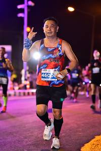 BIB: 4600
                            <button type="button" onclick="openModal(13721280)" class="btn btn-primary btn-sm float-right btn-popup" data-toggle="modal" data-target=".modal-high-quality">
                        <i class="fas fa-shopping-cart"></i> Add to Cart
                    </button>
                                            <button type="button" onclick="isThisMe(13721280, true)" class="btn btn-success btn-sm float-right btn-popup btn-isme hidden" data-toggle="tooltip" data-placement="bottom" title="นี่คือรูปของคุณใช่ไหม คลิกที่นี่เพื่อเอาเข้าอัลบั้ม">
                        <i class="fas fa-plus"></i> Add to album
                    </button>
                    <button type="button" onclick="isThisMe(13721280, false)" class="btn btn-warning btn-sm float-right btn-popup btn-isnotme hidden">
                        <i class="fas fa-ban"></i> Remove from album
                    </button>