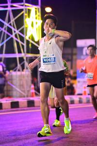 BIB: 40611
                            <button type="button" onclick="openModal(13721397)" class="btn btn-primary btn-sm float-right btn-popup" data-toggle="modal" data-target=".modal-high-quality">
                        <i class="fas fa-shopping-cart"></i> Add to Cart
                    </button>
                                            <button type="button" onclick="isThisMe(13721397, true)" class="btn btn-success btn-sm float-right btn-popup btn-isme hidden" data-toggle="tooltip" data-placement="bottom" title="นี่คือรูปของคุณใช่ไหม คลิกที่นี่เพื่อเอาเข้าอัลบั้ม">
                        <i class="fas fa-plus"></i> Add to album
                    </button>
                    <button type="button" onclick="isThisMe(13721397, false)" class="btn btn-warning btn-sm float-right btn-popup btn-isnotme hidden">
                        <i class="fas fa-ban"></i> Remove from album
                    </button>