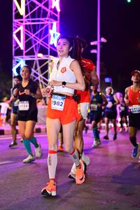 BIB: 7982, 8134, 4245
                            <button type="button" onclick="openModal(13760196)" class="btn btn-primary btn-sm float-right btn-popup" data-toggle="modal" data-target=".modal-high-quality">
                        <i class="fas fa-shopping-cart"></i> Add to Cart
                    </button>
                                            <button type="button" onclick="isThisMe(13760196, true)" class="btn btn-success btn-sm float-right btn-popup btn-isme hidden" data-toggle="tooltip" data-placement="bottom" title="นี่คือรูปของคุณใช่ไหม คลิกที่นี่เพื่อเอาเข้าอัลบั้ม">
                        <i class="fas fa-plus"></i> Add to album
                    </button>
                    <button type="button" onclick="isThisMe(13760196, false)" class="btn btn-warning btn-sm float-right btn-popup btn-isnotme hidden">
                        <i class="fas fa-ban"></i> Remove from album
                    </button>