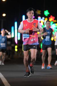 BIB: 1654
                            <button type="button" onclick="openModal(13876075)" class="btn btn-primary btn-sm float-right btn-popup" data-toggle="modal" data-target=".modal-high-quality">
                        <i class="fas fa-shopping-cart"></i> Add to Cart
                    </button>
                                            <button type="button" onclick="isThisMe(13876075, true)" class="btn btn-success btn-sm float-right btn-popup btn-isme hidden" data-toggle="tooltip" data-placement="bottom" title="นี่คือรูปของคุณใช่ไหม คลิกที่นี่เพื่อเอาเข้าอัลบั้ม">
                        <i class="fas fa-plus"></i> Add to album
                    </button>
                    <button type="button" onclick="isThisMe(13876075, false)" class="btn btn-warning btn-sm float-right btn-popup btn-isnotme hidden">
                        <i class="fas fa-ban"></i> Remove from album
                    </button>