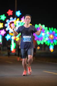 BIB: 41124
                            <button type="button" onclick="openModal(13875160)" class="btn btn-primary btn-sm float-right btn-popup" data-toggle="modal" data-target=".modal-high-quality">
                        <i class="fas fa-shopping-cart"></i> Add to Cart
                    </button>
                                            <button type="button" onclick="isThisMe(13875160, true)" class="btn btn-success btn-sm float-right btn-popup btn-isme hidden" data-toggle="tooltip" data-placement="bottom" title="นี่คือรูปของคุณใช่ไหม คลิกที่นี่เพื่อเอาเข้าอัลบั้ม">
                        <i class="fas fa-plus"></i> Add to album
                    </button>
                    <button type="button" onclick="isThisMe(13875160, false)" class="btn btn-warning btn-sm float-right btn-popup btn-isnotme hidden">
                        <i class="fas fa-ban"></i> Remove from album
                    </button>