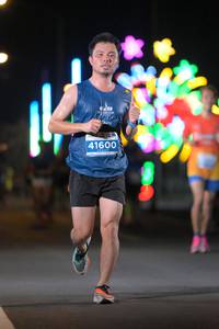 BIB: 41600
                            <button type="button" onclick="openModal(13870266)" class="btn btn-primary btn-sm float-right btn-popup" data-toggle="modal" data-target=".modal-high-quality">
                        <i class="fas fa-shopping-cart"></i> Add to Cart
                    </button>
                                            <button type="button" onclick="isThisMe(13870266, true)" class="btn btn-success btn-sm float-right btn-popup btn-isme hidden" data-toggle="tooltip" data-placement="bottom" title="นี่คือรูปของคุณใช่ไหม คลิกที่นี่เพื่อเอาเข้าอัลบั้ม">
                        <i class="fas fa-plus"></i> Add to album
                    </button>
                    <button type="button" onclick="isThisMe(13870266, false)" class="btn btn-warning btn-sm float-right btn-popup btn-isnotme hidden">
                        <i class="fas fa-ban"></i> Remove from album
                    </button>