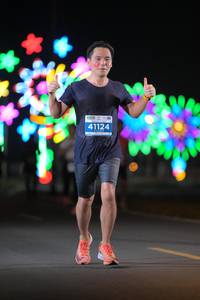 BIB: 41124
                            <button type="button" onclick="openModal(13875183)" class="btn btn-primary btn-sm float-right btn-popup" data-toggle="modal" data-target=".modal-high-quality">
                        <i class="fas fa-shopping-cart"></i> Add to Cart
                    </button>
                                            <button type="button" onclick="isThisMe(13875183, true)" class="btn btn-success btn-sm float-right btn-popup btn-isme hidden" data-toggle="tooltip" data-placement="bottom" title="นี่คือรูปของคุณใช่ไหม คลิกที่นี่เพื่อเอาเข้าอัลบั้ม">
                        <i class="fas fa-plus"></i> Add to album
                    </button>
                    <button type="button" onclick="isThisMe(13875183, false)" class="btn btn-warning btn-sm float-right btn-popup btn-isnotme hidden">
                        <i class="fas fa-ban"></i> Remove from album
                    </button>