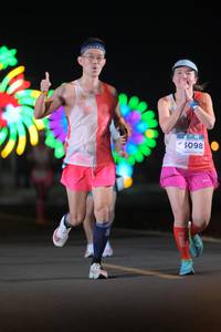 BIB: 5098
                            <button type="button" onclick="openModal(13841741)" class="btn btn-primary btn-sm float-right btn-popup" data-toggle="modal" data-target=".modal-high-quality">
                        <i class="fas fa-shopping-cart"></i> Add to Cart
                    </button>
                                            <button type="button" onclick="isThisMe(13841741, true)" class="btn btn-success btn-sm float-right btn-popup btn-isme hidden" data-toggle="tooltip" data-placement="bottom" title="นี่คือรูปของคุณใช่ไหม คลิกที่นี่เพื่อเอาเข้าอัลบั้ม">
                        <i class="fas fa-plus"></i> Add to album
                    </button>
                    <button type="button" onclick="isThisMe(13841741, false)" class="btn btn-warning btn-sm float-right btn-popup btn-isnotme hidden">
                        <i class="fas fa-ban"></i> Remove from album
                    </button>