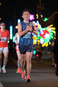 BIB: 6151
                            <button type="button" onclick="openModal(13836624)" class="btn btn-primary btn-sm float-right btn-popup" data-toggle="modal" data-target=".modal-high-quality">
                        <i class="fas fa-shopping-cart"></i> Add to Cart
                    </button>
                                            <button type="button" onclick="isThisMe(13836624, true)" class="btn btn-success btn-sm float-right btn-popup btn-isme hidden" data-toggle="tooltip" data-placement="bottom" title="นี่คือรูปของคุณใช่ไหม คลิกที่นี่เพื่อเอาเข้าอัลบั้ม">
                        <i class="fas fa-plus"></i> Add to album
                    </button>
                    <button type="button" onclick="isThisMe(13836624, false)" class="btn btn-warning btn-sm float-right btn-popup btn-isnotme hidden">
                        <i class="fas fa-ban"></i> Remove from album
                    </button>