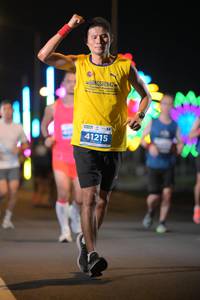 BIB: 41215
                            <button type="button" onclick="openModal(13842925)" class="btn btn-primary btn-sm float-right btn-popup" data-toggle="modal" data-target=".modal-high-quality">
                        <i class="fas fa-shopping-cart"></i> Add to Cart
                    </button>
                                            <button type="button" onclick="isThisMe(13842925, true)" class="btn btn-success btn-sm float-right btn-popup btn-isme hidden" data-toggle="tooltip" data-placement="bottom" title="นี่คือรูปของคุณใช่ไหม คลิกที่นี่เพื่อเอาเข้าอัลบั้ม">
                        <i class="fas fa-plus"></i> Add to album
                    </button>
                    <button type="button" onclick="isThisMe(13842925, false)" class="btn btn-warning btn-sm float-right btn-popup btn-isnotme hidden">
                        <i class="fas fa-ban"></i> Remove from album
                    </button>