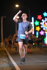 BIB: 7021, 
                            <button type="button" onclick="openModal(13833101)" class="btn btn-primary btn-sm float-right btn-popup" data-toggle="modal" data-target=".modal-high-quality">
                        <i class="fas fa-shopping-cart"></i> Add to Cart
                    </button>
                                            <button type="button" onclick="isThisMe(13833101, true)" class="btn btn-success btn-sm float-right btn-popup btn-isme hidden" data-toggle="tooltip" data-placement="bottom" title="นี่คือรูปของคุณใช่ไหม คลิกที่นี่เพื่อเอาเข้าอัลบั้ม">
                        <i class="fas fa-plus"></i> Add to album
                    </button>
                    <button type="button" onclick="isThisMe(13833101, false)" class="btn btn-warning btn-sm float-right btn-popup btn-isnotme hidden">
                        <i class="fas fa-ban"></i> Remove from album
                    </button>