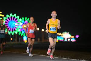 BIB: 41287, 4099
                            <button type="button" onclick="openModal(13805486)" class="btn btn-primary btn-sm float-right btn-popup" data-toggle="modal" data-target=".modal-high-quality">
                        <i class="fas fa-shopping-cart"></i> Add to Cart
                    </button>
                                            <button type="button" onclick="isThisMe(13805486, true)" class="btn btn-success btn-sm float-right btn-popup btn-isme hidden" data-toggle="tooltip" data-placement="bottom" title="นี่คือรูปของคุณใช่ไหม คลิกที่นี่เพื่อเอาเข้าอัลบั้ม">
                        <i class="fas fa-plus"></i> Add to album
                    </button>
                    <button type="button" onclick="isThisMe(13805486, false)" class="btn btn-warning btn-sm float-right btn-popup btn-isnotme hidden">
                        <i class="fas fa-ban"></i> Remove from album
                    </button>