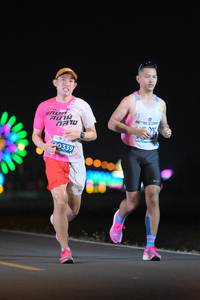 BIB: 0339
                            <button type="button" onclick="openModal(13817886)" class="btn btn-primary btn-sm float-right btn-popup" data-toggle="modal" data-target=".modal-high-quality">
                        <i class="fas fa-shopping-cart"></i> Add to Cart
                    </button>
                                            <button type="button" onclick="isThisMe(13817886, true)" class="btn btn-success btn-sm float-right btn-popup btn-isme hidden" data-toggle="tooltip" data-placement="bottom" title="นี่คือรูปของคุณใช่ไหม คลิกที่นี่เพื่อเอาเข้าอัลบั้ม">
                        <i class="fas fa-plus"></i> Add to album
                    </button>
                    <button type="button" onclick="isThisMe(13817886, false)" class="btn btn-warning btn-sm float-right btn-popup btn-isnotme hidden">
                        <i class="fas fa-ban"></i> Remove from album
                    </button>