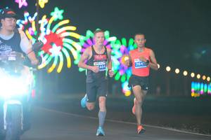 BIB: 464, 7641
                            <button type="button" onclick="openModal(13802721)" class="btn btn-primary btn-sm float-right btn-popup" data-toggle="modal" data-target=".modal-high-quality">
                        <i class="fas fa-shopping-cart"></i> Add to Cart
                    </button>
                                            <button type="button" onclick="isThisMe(13802721, true)" class="btn btn-success btn-sm float-right btn-popup btn-isme hidden" data-toggle="tooltip" data-placement="bottom" title="นี่คือรูปของคุณใช่ไหม คลิกที่นี่เพื่อเอาเข้าอัลบั้ม">
                        <i class="fas fa-plus"></i> Add to album
                    </button>
                    <button type="button" onclick="isThisMe(13802721, false)" class="btn btn-warning btn-sm float-right btn-popup btn-isnotme hidden">
                        <i class="fas fa-ban"></i> Remove from album
                    </button>