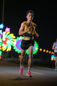 BIB: 40769
                            <button type="button" onclick="openModal(13803511)" class="btn btn-primary btn-sm float-right btn-popup" data-toggle="modal" data-target=".modal-high-quality">
                        <i class="fas fa-shopping-cart"></i> Add to Cart
                    </button>
                                            <button type="button" onclick="isThisMe(13803511, true)" class="btn btn-success btn-sm float-right btn-popup btn-isme hidden" data-toggle="tooltip" data-placement="bottom" title="นี่คือรูปของคุณใช่ไหม คลิกที่นี่เพื่อเอาเข้าอัลบั้ม">
                        <i class="fas fa-plus"></i> Add to album
                    </button>
                    <button type="button" onclick="isThisMe(13803511, false)" class="btn btn-warning btn-sm float-right btn-popup btn-isnotme hidden">
                        <i class="fas fa-ban"></i> Remove from album
                    </button>