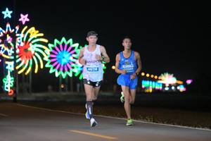 BIB: 46118, 0086, 
                            <button type="button" onclick="openModal(13809917)" class="btn btn-primary btn-sm float-right btn-popup" data-toggle="modal" data-target=".modal-high-quality">
                        <i class="fas fa-shopping-cart"></i> Add to Cart
                    </button>
                                            <button type="button" onclick="isThisMe(13809917, true)" class="btn btn-success btn-sm float-right btn-popup btn-isme hidden" data-toggle="tooltip" data-placement="bottom" title="นี่คือรูปของคุณใช่ไหม คลิกที่นี่เพื่อเอาเข้าอัลบั้ม">
                        <i class="fas fa-plus"></i> Add to album
                    </button>
                    <button type="button" onclick="isThisMe(13809917, false)" class="btn btn-warning btn-sm float-right btn-popup btn-isnotme hidden">
                        <i class="fas fa-ban"></i> Remove from album
                    </button>