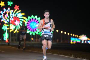 BIB: 46940
                            <button type="button" onclick="openModal(13806555)" class="btn btn-primary btn-sm float-right btn-popup" data-toggle="modal" data-target=".modal-high-quality">
                        <i class="fas fa-shopping-cart"></i> Add to Cart
                    </button>
                                            <button type="button" onclick="isThisMe(13806555, true)" class="btn btn-success btn-sm float-right btn-popup btn-isme hidden" data-toggle="tooltip" data-placement="bottom" title="นี่คือรูปของคุณใช่ไหม คลิกที่นี่เพื่อเอาเข้าอัลบั้ม">
                        <i class="fas fa-plus"></i> Add to album
                    </button>
                    <button type="button" onclick="isThisMe(13806555, false)" class="btn btn-warning btn-sm float-right btn-popup btn-isnotme hidden">
                        <i class="fas fa-ban"></i> Remove from album
                    </button>