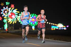 BIB: 4607, 40135
                            <button type="button" onclick="openModal(13810915)" class="btn btn-primary btn-sm float-right btn-popup" data-toggle="modal" data-target=".modal-high-quality">
                        <i class="fas fa-shopping-cart"></i> Add to Cart
                    </button>
                                            <button type="button" onclick="isThisMe(13810915, true)" class="btn btn-success btn-sm float-right btn-popup btn-isme hidden" data-toggle="tooltip" data-placement="bottom" title="นี่คือรูปของคุณใช่ไหม คลิกที่นี่เพื่อเอาเข้าอัลบั้ม">
                        <i class="fas fa-plus"></i> Add to album
                    </button>
                    <button type="button" onclick="isThisMe(13810915, false)" class="btn btn-warning btn-sm float-right btn-popup btn-isnotme hidden">
                        <i class="fas fa-ban"></i> Remove from album
                    </button>