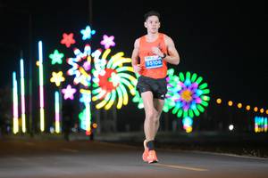 BIB: 95108
                            <button type="button" onclick="openModal(13804919)" class="btn btn-primary btn-sm float-right btn-popup" data-toggle="modal" data-target=".modal-high-quality">
                        <i class="fas fa-shopping-cart"></i> Add to Cart
                    </button>
                                            <button type="button" onclick="isThisMe(13804919, true)" class="btn btn-success btn-sm float-right btn-popup btn-isme hidden" data-toggle="tooltip" data-placement="bottom" title="นี่คือรูปของคุณใช่ไหม คลิกที่นี่เพื่อเอาเข้าอัลบั้ม">
                        <i class="fas fa-plus"></i> Add to album
                    </button>
                    <button type="button" onclick="isThisMe(13804919, false)" class="btn btn-warning btn-sm float-right btn-popup btn-isnotme hidden">
                        <i class="fas fa-ban"></i> Remove from album
                    </button>