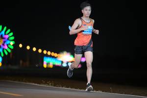 BIB: 0472
                            <button type="button" onclick="openModal(13802991)" class="btn btn-primary btn-sm float-right btn-popup" data-toggle="modal" data-target=".modal-high-quality">
                        <i class="fas fa-shopping-cart"></i> Add to Cart
                    </button>
                                            <button type="button" onclick="isThisMe(13802991, true)" class="btn btn-success btn-sm float-right btn-popup btn-isme hidden" data-toggle="tooltip" data-placement="bottom" title="นี่คือรูปของคุณใช่ไหม คลิกที่นี่เพื่อเอาเข้าอัลบั้ม">
                        <i class="fas fa-plus"></i> Add to album
                    </button>
                    <button type="button" onclick="isThisMe(13802991, false)" class="btn btn-warning btn-sm float-right btn-popup btn-isnotme hidden">
                        <i class="fas fa-ban"></i> Remove from album
                    </button>