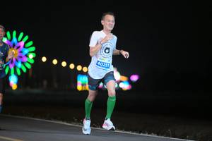 BIB: 40251
                            <button type="button" onclick="openModal(13805143)" class="btn btn-primary btn-sm float-right btn-popup" data-toggle="modal" data-target=".modal-high-quality">
                        <i class="fas fa-shopping-cart"></i> Add to Cart
                    </button>
                                            <button type="button" onclick="isThisMe(13805143, true)" class="btn btn-success btn-sm float-right btn-popup btn-isme hidden" data-toggle="tooltip" data-placement="bottom" title="นี่คือรูปของคุณใช่ไหม คลิกที่นี่เพื่อเอาเข้าอัลบั้ม">
                        <i class="fas fa-plus"></i> Add to album
                    </button>
                    <button type="button" onclick="isThisMe(13805143, false)" class="btn btn-warning btn-sm float-right btn-popup btn-isnotme hidden">
                        <i class="fas fa-ban"></i> Remove from album
                    </button>