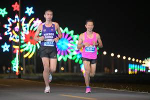 BIB: 1572, 41414
                            <button type="button" onclick="openModal(13804355)" class="btn btn-primary btn-sm float-right btn-popup" data-toggle="modal" data-target=".modal-high-quality">
                        <i class="fas fa-shopping-cart"></i> Add to Cart
                    </button>
                                            <button type="button" onclick="isThisMe(13804355, true)" class="btn btn-success btn-sm float-right btn-popup btn-isme hidden" data-toggle="tooltip" data-placement="bottom" title="นี่คือรูปของคุณใช่ไหม คลิกที่นี่เพื่อเอาเข้าอัลบั้ม">
                        <i class="fas fa-plus"></i> Add to album
                    </button>
                    <button type="button" onclick="isThisMe(13804355, false)" class="btn btn-warning btn-sm float-right btn-popup btn-isnotme hidden">
                        <i class="fas fa-ban"></i> Remove from album
                    </button>