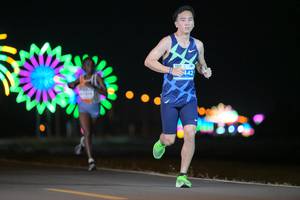 BIB: 442
                            <button type="button" onclick="openModal(13804060)" class="btn btn-primary btn-sm float-right btn-popup" data-toggle="modal" data-target=".modal-high-quality">
                        <i class="fas fa-shopping-cart"></i> Add to Cart
                    </button>
                                            <button type="button" onclick="isThisMe(13804060, true)" class="btn btn-success btn-sm float-right btn-popup btn-isme hidden" data-toggle="tooltip" data-placement="bottom" title="นี่คือรูปของคุณใช่ไหม คลิกที่นี่เพื่อเอาเข้าอัลบั้ม">
                        <i class="fas fa-plus"></i> Add to album
                    </button>
                    <button type="button" onclick="isThisMe(13804060, false)" class="btn btn-warning btn-sm float-right btn-popup btn-isnotme hidden">
                        <i class="fas fa-ban"></i> Remove from album
                    </button>