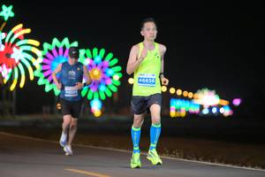 BIB: 46656, 405
                            <button type="button" onclick="openModal(13815988)" class="btn btn-primary btn-sm float-right btn-popup" data-toggle="modal" data-target=".modal-high-quality">
                        <i class="fas fa-shopping-cart"></i> Add to Cart
                    </button>
                                            <button type="button" onclick="isThisMe(13815988, true)" class="btn btn-success btn-sm float-right btn-popup btn-isme hidden" data-toggle="tooltip" data-placement="bottom" title="นี่คือรูปของคุณใช่ไหม คลิกที่นี่เพื่อเอาเข้าอัลบั้ม">
                        <i class="fas fa-plus"></i> Add to album
                    </button>
                    <button type="button" onclick="isThisMe(13815988, false)" class="btn btn-warning btn-sm float-right btn-popup btn-isnotme hidden">
                        <i class="fas fa-ban"></i> Remove from album
                    </button>