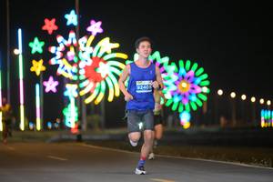 BIB: 92405
                            <button type="button" onclick="openModal(13805571)" class="btn btn-primary btn-sm float-right btn-popup" data-toggle="modal" data-target=".modal-high-quality">
                        <i class="fas fa-shopping-cart"></i> Add to Cart
                    </button>
                                            <button type="button" onclick="isThisMe(13805571, true)" class="btn btn-success btn-sm float-right btn-popup btn-isme hidden" data-toggle="tooltip" data-placement="bottom" title="นี่คือรูปของคุณใช่ไหม คลิกที่นี่เพื่อเอาเข้าอัลบั้ม">
                        <i class="fas fa-plus"></i> Add to album
                    </button>
                    <button type="button" onclick="isThisMe(13805571, false)" class="btn btn-warning btn-sm float-right btn-popup btn-isnotme hidden">
                        <i class="fas fa-ban"></i> Remove from album
                    </button>