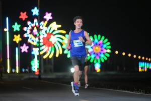 BIB: 2405
                            <button type="button" onclick="openModal(13805587)" class="btn btn-primary btn-sm float-right btn-popup" data-toggle="modal" data-target=".modal-high-quality">
                        <i class="fas fa-shopping-cart"></i> Add to Cart
                    </button>
                                            <button type="button" onclick="isThisMe(13805587, true)" class="btn btn-success btn-sm float-right btn-popup btn-isme hidden" data-toggle="tooltip" data-placement="bottom" title="นี่คือรูปของคุณใช่ไหม คลิกที่นี่เพื่อเอาเข้าอัลบั้ม">
                        <i class="fas fa-plus"></i> Add to album
                    </button>
                    <button type="button" onclick="isThisMe(13805587, false)" class="btn btn-warning btn-sm float-right btn-popup btn-isnotme hidden">
                        <i class="fas fa-ban"></i> Remove from album
                    </button>