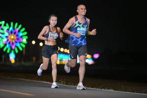 BIB: 46923, 028
                            <button type="button" onclick="openModal(13803165)" class="btn btn-primary btn-sm float-right btn-popup" data-toggle="modal" data-target=".modal-high-quality">
                        <i class="fas fa-shopping-cart"></i> Add to Cart
                    </button>
                                            <button type="button" onclick="isThisMe(13803165, true)" class="btn btn-success btn-sm float-right btn-popup btn-isme hidden" data-toggle="tooltip" data-placement="bottom" title="นี่คือรูปของคุณใช่ไหม คลิกที่นี่เพื่อเอาเข้าอัลบั้ม">
                        <i class="fas fa-plus"></i> Add to album
                    </button>
                    <button type="button" onclick="isThisMe(13803165, false)" class="btn btn-warning btn-sm float-right btn-popup btn-isnotme hidden">
                        <i class="fas fa-ban"></i> Remove from album
                    </button>