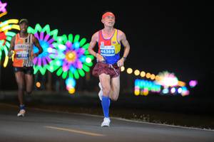 BIB: 46369, 41351
                            <button type="button" onclick="openModal(13803056)" class="btn btn-primary btn-sm float-right btn-popup" data-toggle="modal" data-target=".modal-high-quality">
                        <i class="fas fa-shopping-cart"></i> Add to Cart
                    </button>
                                            <button type="button" onclick="isThisMe(13803056, true)" class="btn btn-success btn-sm float-right btn-popup btn-isme hidden" data-toggle="tooltip" data-placement="bottom" title="นี่คือรูปของคุณใช่ไหม คลิกที่นี่เพื่อเอาเข้าอัลบั้ม">
                        <i class="fas fa-plus"></i> Add to album
                    </button>
                    <button type="button" onclick="isThisMe(13803056, false)" class="btn btn-warning btn-sm float-right btn-popup btn-isnotme hidden">
                        <i class="fas fa-ban"></i> Remove from album
                    </button>