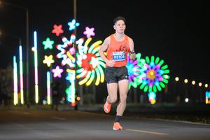 BIB: 95108
                            <button type="button" onclick="openModal(13804933)" class="btn btn-primary btn-sm float-right btn-popup" data-toggle="modal" data-target=".modal-high-quality">
                        <i class="fas fa-shopping-cart"></i> Add to Cart
                    </button>
                                            <button type="button" onclick="isThisMe(13804933, true)" class="btn btn-success btn-sm float-right btn-popup btn-isme hidden" data-toggle="tooltip" data-placement="bottom" title="นี่คือรูปของคุณใช่ไหม คลิกที่นี่เพื่อเอาเข้าอัลบั้ม">
                        <i class="fas fa-plus"></i> Add to album
                    </button>
                    <button type="button" onclick="isThisMe(13804933, false)" class="btn btn-warning btn-sm float-right btn-popup btn-isnotme hidden">
                        <i class="fas fa-ban"></i> Remove from album
                    </button>