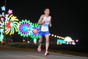 BIB: 40740
                            <button type="button" onclick="openModal(13802920)" class="btn btn-primary btn-sm float-right btn-popup" data-toggle="modal" data-target=".modal-high-quality">
                        <i class="fas fa-shopping-cart"></i> Add to Cart
                    </button>
                                            <button type="button" onclick="isThisMe(13802920, true)" class="btn btn-success btn-sm float-right btn-popup btn-isme hidden" data-toggle="tooltip" data-placement="bottom" title="นี่คือรูปของคุณใช่ไหม คลิกที่นี่เพื่อเอาเข้าอัลบั้ม">
                        <i class="fas fa-plus"></i> Add to album
                    </button>
                    <button type="button" onclick="isThisMe(13802920, false)" class="btn btn-warning btn-sm float-right btn-popup btn-isnotme hidden">
                        <i class="fas fa-ban"></i> Remove from album
                    </button>