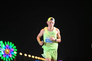 BIB: 421
                            <button type="button" onclick="openModal(13806354)" class="btn btn-primary btn-sm float-right btn-popup" data-toggle="modal" data-target=".modal-high-quality">
                        <i class="fas fa-shopping-cart"></i> Add to Cart
                    </button>
                                            <button type="button" onclick="isThisMe(13806354, true)" class="btn btn-success btn-sm float-right btn-popup btn-isme hidden" data-toggle="tooltip" data-placement="bottom" title="นี่คือรูปของคุณใช่ไหม คลิกที่นี่เพื่อเอาเข้าอัลบั้ม">
                        <i class="fas fa-plus"></i> Add to album
                    </button>
                    <button type="button" onclick="isThisMe(13806354, false)" class="btn btn-warning btn-sm float-right btn-popup btn-isnotme hidden">
                        <i class="fas fa-ban"></i> Remove from album
                    </button>