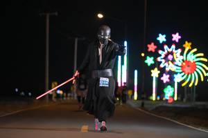 BIB: 588
                            <button type="button" onclick="openModal(14110055)" class="btn btn-primary btn-sm float-right btn-popup" data-toggle="modal" data-target=".modal-high-quality">
                        <i class="fas fa-shopping-cart"></i> Add to Cart
                    </button>
                                            <button type="button" onclick="isThisMe(14110055, true)" class="btn btn-success btn-sm float-right btn-popup btn-isme hidden" data-toggle="tooltip" data-placement="bottom" title="นี่คือรูปของคุณใช่ไหม คลิกที่นี่เพื่อเอาเข้าอัลบั้ม">
                        <i class="fas fa-plus"></i> Add to album
                    </button>
                    <button type="button" onclick="isThisMe(14110055, false)" class="btn btn-warning btn-sm float-right btn-popup btn-isnotme hidden">
                        <i class="fas fa-ban"></i> Remove from album
                    </button>