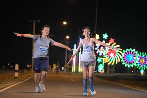 BIB: 42903, 45637
                            <button type="button" onclick="openModal(14125170)" class="btn btn-primary btn-sm float-right btn-popup" data-toggle="modal" data-target=".modal-high-quality">
                        <i class="fas fa-shopping-cart"></i> Add to Cart
                    </button>
                                            <button type="button" onclick="isThisMe(14125170, true)" class="btn btn-success btn-sm float-right btn-popup btn-isme hidden" data-toggle="tooltip" data-placement="bottom" title="นี่คือรูปของคุณใช่ไหม คลิกที่นี่เพื่อเอาเข้าอัลบั้ม">
                        <i class="fas fa-plus"></i> Add to album
                    </button>
                    <button type="button" onclick="isThisMe(14125170, false)" class="btn btn-warning btn-sm float-right btn-popup btn-isnotme hidden">
                        <i class="fas fa-ban"></i> Remove from album
                    </button>