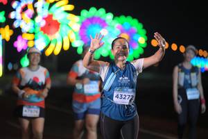 BIB: 43272, 47076
                            <button type="button" onclick="openModal(14112116)" class="btn btn-primary btn-sm float-right btn-popup" data-toggle="modal" data-target=".modal-high-quality">
                        <i class="fas fa-shopping-cart"></i> Add to Cart
                    </button>
                                            <button type="button" onclick="isThisMe(14112116, true)" class="btn btn-success btn-sm float-right btn-popup btn-isme hidden" data-toggle="tooltip" data-placement="bottom" title="นี่คือรูปของคุณใช่ไหม คลิกที่นี่เพื่อเอาเข้าอัลบั้ม">
                        <i class="fas fa-plus"></i> Add to album
                    </button>
                    <button type="button" onclick="isThisMe(14112116, false)" class="btn btn-warning btn-sm float-right btn-popup btn-isnotme hidden">
                        <i class="fas fa-ban"></i> Remove from album
                    </button>