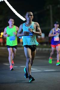 BIB: 0284
                            <button type="button" onclick="openModal(14185015)" class="btn btn-primary btn-sm float-right btn-popup" data-toggle="modal" data-target=".modal-high-quality">
                        <i class="fas fa-shopping-cart"></i> Add to Cart
                    </button>
                                            <button type="button" onclick="isThisMe(14185015, true)" class="btn btn-success btn-sm float-right btn-popup btn-isme hidden" data-toggle="tooltip" data-placement="bottom" title="นี่คือรูปของคุณใช่ไหม คลิกที่นี่เพื่อเอาเข้าอัลบั้ม">
                        <i class="fas fa-plus"></i> Add to album
                    </button>
                    <button type="button" onclick="isThisMe(14185015, false)" class="btn btn-warning btn-sm float-right btn-popup btn-isnotme hidden">
                        <i class="fas fa-ban"></i> Remove from album
                    </button>