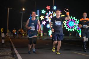 BIB: 46194, 894
                            <button type="button" onclick="openModal(14071037)" class="btn btn-primary btn-sm float-right btn-popup" data-toggle="modal" data-target=".modal-high-quality">
                        <i class="fas fa-shopping-cart"></i> Add to Cart
                    </button>
                                            <button type="button" onclick="isThisMe(14071037, true)" class="btn btn-success btn-sm float-right btn-popup btn-isme hidden" data-toggle="tooltip" data-placement="bottom" title="นี่คือรูปของคุณใช่ไหม คลิกที่นี่เพื่อเอาเข้าอัลบั้ม">
                        <i class="fas fa-plus"></i> Add to album
                    </button>
                    <button type="button" onclick="isThisMe(14071037, false)" class="btn btn-warning btn-sm float-right btn-popup btn-isnotme hidden">
                        <i class="fas fa-ban"></i> Remove from album
                    </button>