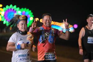 BIB: 407, 40886, 43105
                            <button type="button" onclick="openModal(14092185)" class="btn btn-primary btn-sm float-right btn-popup" data-toggle="modal" data-target=".modal-high-quality">
                        <i class="fas fa-shopping-cart"></i> Add to Cart
                    </button>
                                            <button type="button" onclick="isThisMe(14092185, true)" class="btn btn-success btn-sm float-right btn-popup btn-isme hidden" data-toggle="tooltip" data-placement="bottom" title="นี่คือรูปของคุณใช่ไหม คลิกที่นี่เพื่อเอาเข้าอัลบั้ม">
                        <i class="fas fa-plus"></i> Add to album
                    </button>
                    <button type="button" onclick="isThisMe(14092185, false)" class="btn btn-warning btn-sm float-right btn-popup btn-isnotme hidden">
                        <i class="fas fa-ban"></i> Remove from album
                    </button>