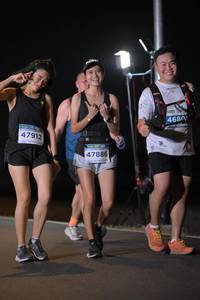 BIB: 4680, 47912, 47886
                            <button type="button" onclick="openModal(14079756)" class="btn btn-primary btn-sm float-right btn-popup" data-toggle="modal" data-target=".modal-high-quality">
                        <i class="fas fa-shopping-cart"></i> Add to Cart
                    </button>
                                            <button type="button" onclick="isThisMe(14079756, true)" class="btn btn-success btn-sm float-right btn-popup btn-isme hidden" data-toggle="tooltip" data-placement="bottom" title="นี่คือรูปของคุณใช่ไหม คลิกที่นี่เพื่อเอาเข้าอัลบั้ม">
                        <i class="fas fa-plus"></i> Add to album
                    </button>
                    <button type="button" onclick="isThisMe(14079756, false)" class="btn btn-warning btn-sm float-right btn-popup btn-isnotme hidden">
                        <i class="fas fa-ban"></i> Remove from album
                    </button>