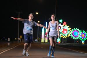 BIB: 42903, 45637
                            <button type="button" onclick="openModal(14125499)" class="btn btn-primary btn-sm float-right btn-popup" data-toggle="modal" data-target=".modal-high-quality">
                        <i class="fas fa-shopping-cart"></i> Add to Cart
                    </button>
                                            <button type="button" onclick="isThisMe(14125499, true)" class="btn btn-success btn-sm float-right btn-popup btn-isme hidden" data-toggle="tooltip" data-placement="bottom" title="นี่คือรูปของคุณใช่ไหม คลิกที่นี่เพื่อเอาเข้าอัลบั้ม">
                        <i class="fas fa-plus"></i> Add to album
                    </button>
                    <button type="button" onclick="isThisMe(14125499, false)" class="btn btn-warning btn-sm float-right btn-popup btn-isnotme hidden">
                        <i class="fas fa-ban"></i> Remove from album
                    </button>