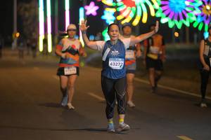 BIB: 43272, 479
                            <button type="button" onclick="openModal(14111639)" class="btn btn-primary btn-sm float-right btn-popup" data-toggle="modal" data-target=".modal-high-quality">
                        <i class="fas fa-shopping-cart"></i> Add to Cart
                    </button>
                                            <button type="button" onclick="isThisMe(14111639, true)" class="btn btn-success btn-sm float-right btn-popup btn-isme hidden" data-toggle="tooltip" data-placement="bottom" title="นี่คือรูปของคุณใช่ไหม คลิกที่นี่เพื่อเอาเข้าอัลบั้ม">
                        <i class="fas fa-plus"></i> Add to album
                    </button>
                    <button type="button" onclick="isThisMe(14111639, false)" class="btn btn-warning btn-sm float-right btn-popup btn-isnotme hidden">
                        <i class="fas fa-ban"></i> Remove from album
                    </button>