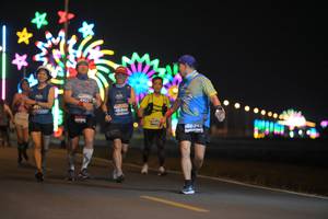 BIB: 1027, 888
                            <button type="button" onclick="openModal(14031541)" class="btn btn-primary btn-sm float-right btn-popup" data-toggle="modal" data-target=".modal-high-quality">
                        <i class="fas fa-shopping-cart"></i> Add to Cart
                    </button>
                                            <button type="button" onclick="isThisMe(14031541, true)" class="btn btn-success btn-sm float-right btn-popup btn-isme hidden" data-toggle="tooltip" data-placement="bottom" title="นี่คือรูปของคุณใช่ไหม คลิกที่นี่เพื่อเอาเข้าอัลบั้ม">
                        <i class="fas fa-plus"></i> Add to album
                    </button>
                    <button type="button" onclick="isThisMe(14031541, false)" class="btn btn-warning btn-sm float-right btn-popup btn-isnotme hidden">
                        <i class="fas fa-ban"></i> Remove from album
                    </button>