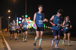 BIB: 40691, 95073
                            <button type="button" onclick="openModal(14036405)" class="btn btn-primary btn-sm float-right btn-popup" data-toggle="modal" data-target=".modal-high-quality">
                        <i class="fas fa-shopping-cart"></i> Add to Cart
                    </button>
                                            <button type="button" onclick="isThisMe(14036405, true)" class="btn btn-success btn-sm float-right btn-popup btn-isme hidden" data-toggle="tooltip" data-placement="bottom" title="นี่คือรูปของคุณใช่ไหม คลิกที่นี่เพื่อเอาเข้าอัลบั้ม">
                        <i class="fas fa-plus"></i> Add to album
                    </button>
                    <button type="button" onclick="isThisMe(14036405, false)" class="btn btn-warning btn-sm float-right btn-popup btn-isnotme hidden">
                        <i class="fas fa-ban"></i> Remove from album
                    </button>